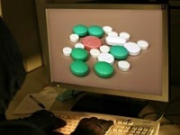 Минздрав хочет дать аптечным сетям "добро" на продажу лекарств через интернет