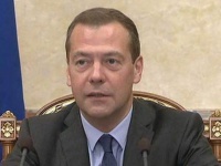 Медведев: пенсии и соцвыплаты будут проиндексированы с 1 февраля