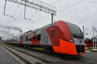 Госдума обязала перевозчиков помогать людям с ограниченными возможностями при посадке в поезд