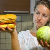 Три четверти россиян не получают полноценного питанияК