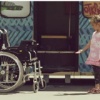 Инвалидная коляска поговорила с москвичами