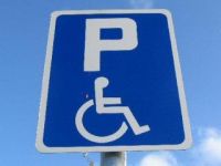 Инвалиды получили парковочные места в Сочинском аэропорту через суд