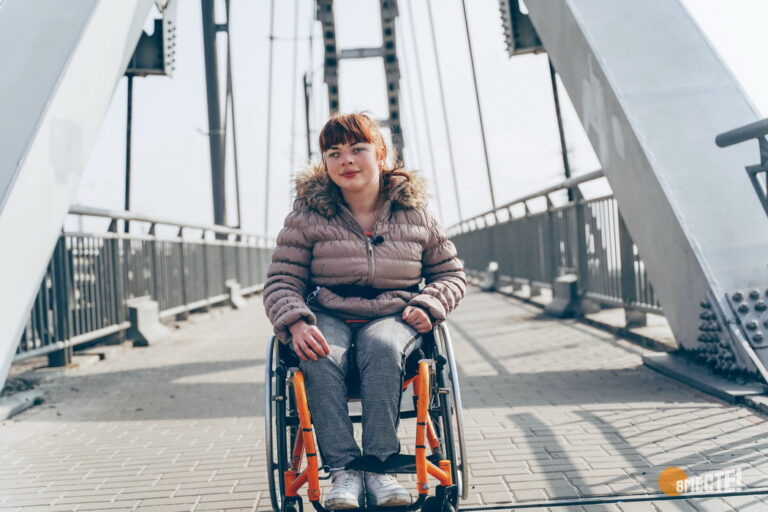 Быть смелым, рисковать и путешествовать: история жизни Анны из Гродно с диагнозом детский церебральный паралич