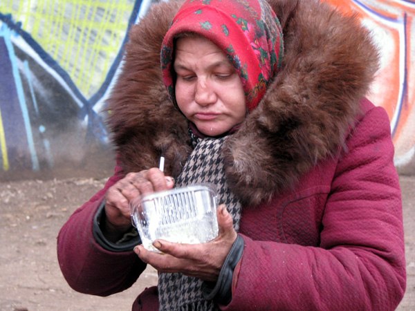 Картинки девочек бомжей